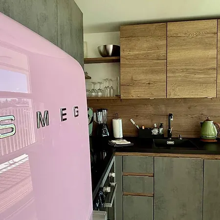 Air-conditioned - 3 Bedrooms * שטרסבורג