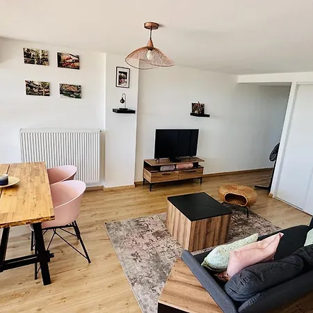 דירה Air-conditioned - 3 Bedrooms