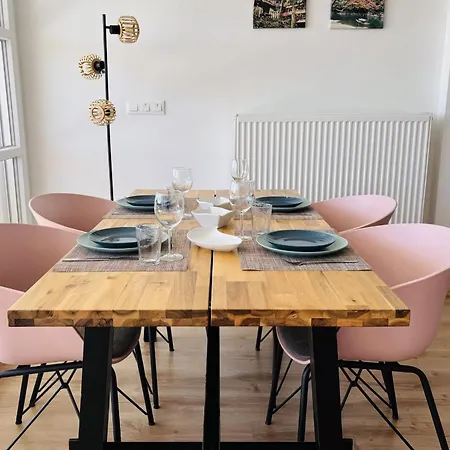 דירה Air-conditioned - 3 Bedrooms *